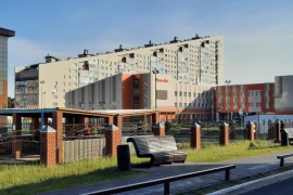 Продам  1 плюс .